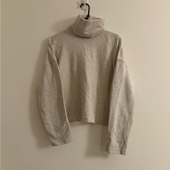 Everlane Gray Knit Sweater - Picture 5 of 9